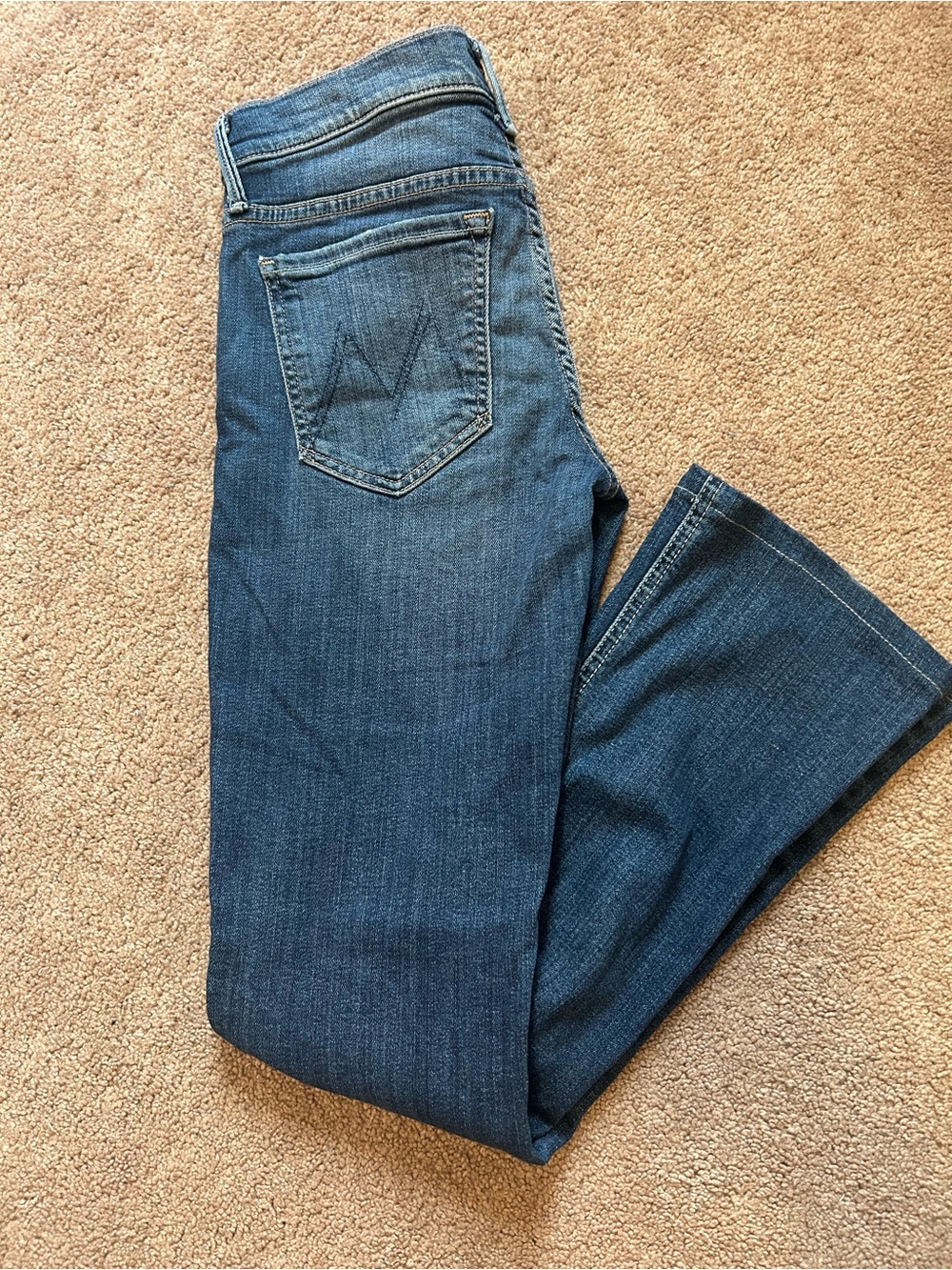 MOTHER The Runaway Bootcut Jeans Medium Kitty Wash Size 26